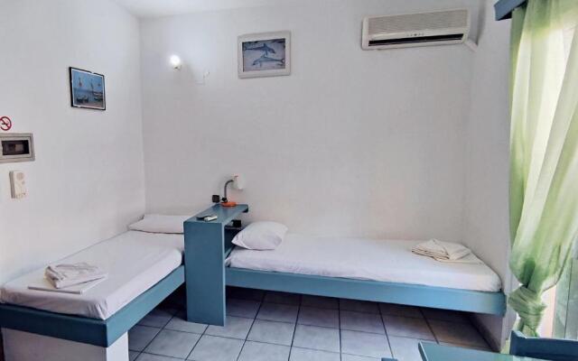 Fouli Studios & Apartments