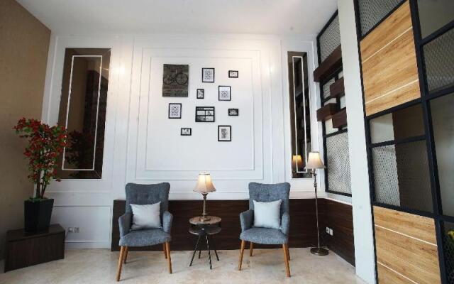 Triizz Hotel Semarang by Royal Singosari