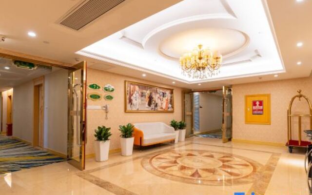 Vienna Hotel (Shenzhen Nanshan Vanke Yuncheng Branch)