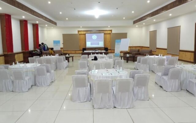 Hotel Imperial Heights Resort