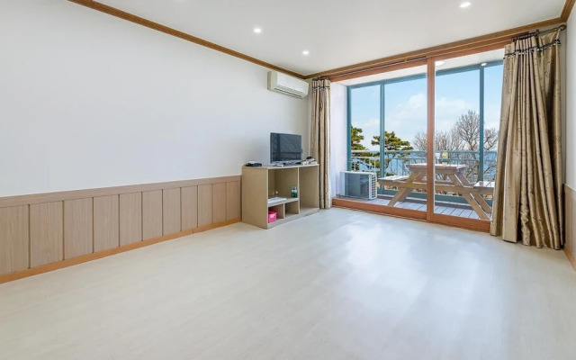 Yeongheongdo Badanoel spa Pension