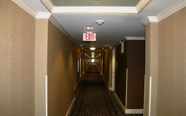 Holiday Inn Macon North by IHG