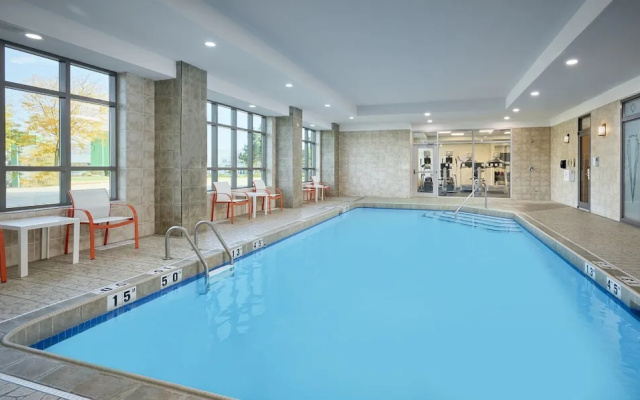Holiday Inn Oakville At Bronte