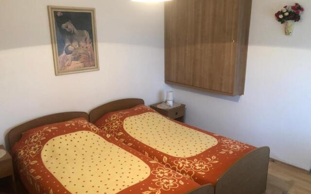 Bed  Breakfast Borka