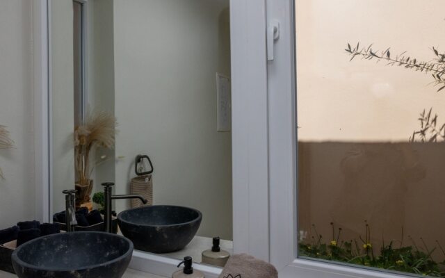 The Pyr Element Of Gaea