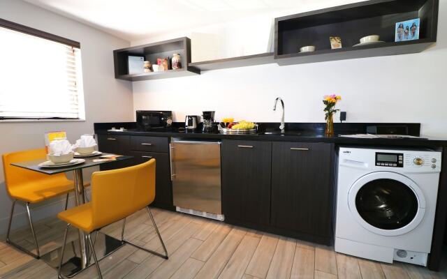 Seaside All Suites Hotel