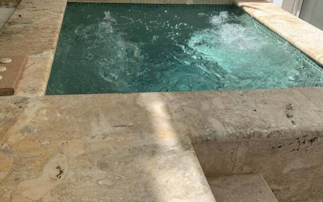 Punta Cana 2BR apt with private jacuzzi