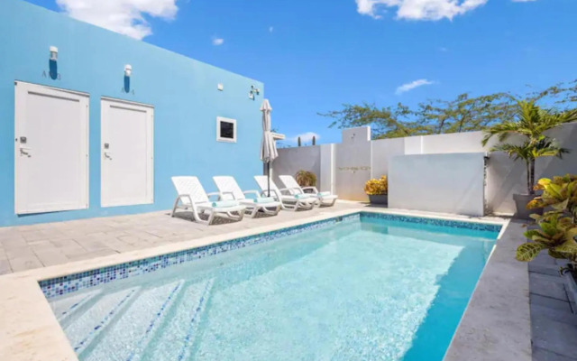 Apricity Suites