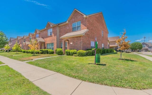 Luxury Townhome Collection GrandPrairie