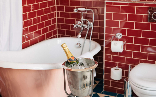 Hotel Ruth, WorldHotels Crafted