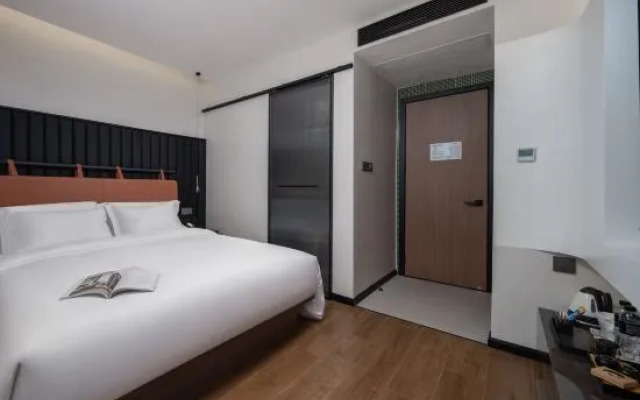 Huaxi Hongta Avenue Nguyen Park Branch