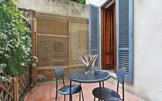 Cellini Flat Florence