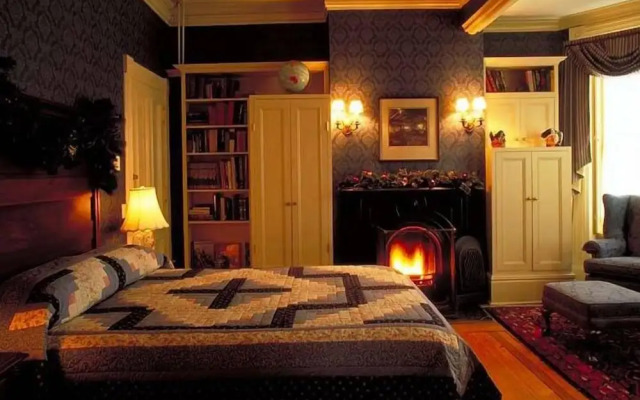The Elmwood Heritage Inn
