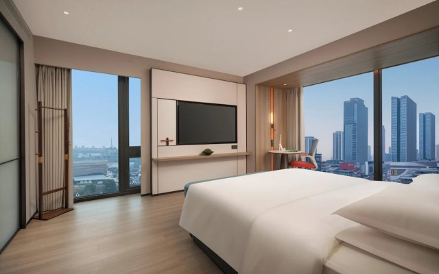 Holiday Inn Express Chongqing Central Park By Ihg