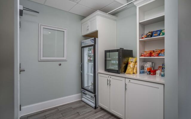 Lighthouse Suites, BWSC by Best Western