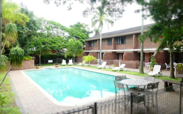 Flamingo Holiday Apartments