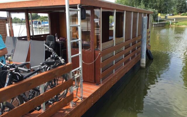 Hausboot Kützkow am Havelsee