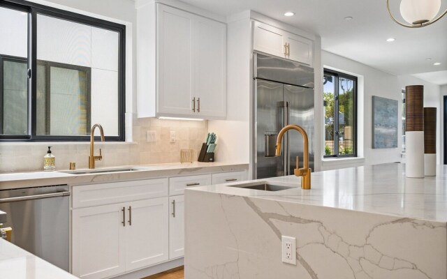 New Construction Luxury Home With Ocean View Rooftop Deck 815 4th by Redawning