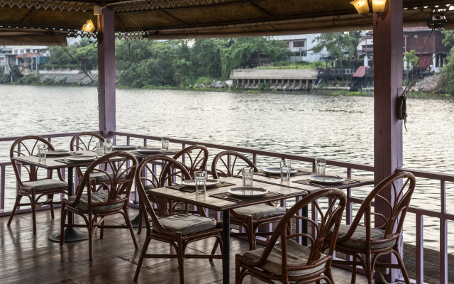 Ayothaya Riverside Hotel Ayutthaya