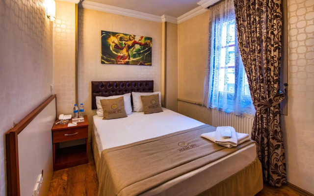 Kozan City Hotel