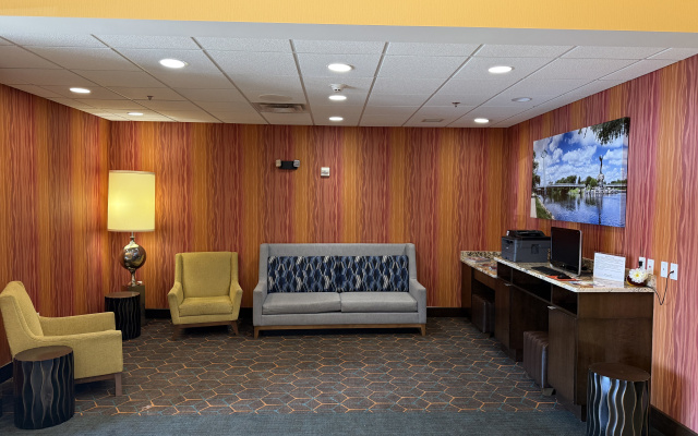 Holiday Inn Express Wichita South by IHG