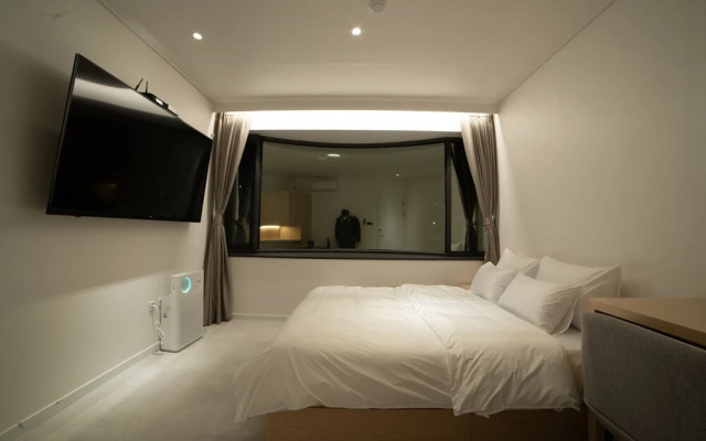 The Hyoosik Aank Hotel in Wolgot
