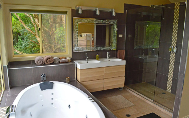 Maleny Luxury Cottages