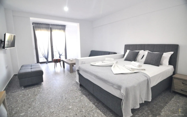 Zennova #28 Sirene Luxury Studio