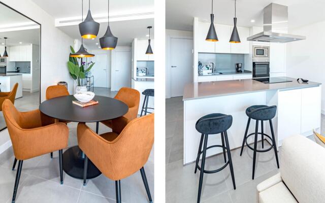 Oasis325- Top class penthouse with stunning views