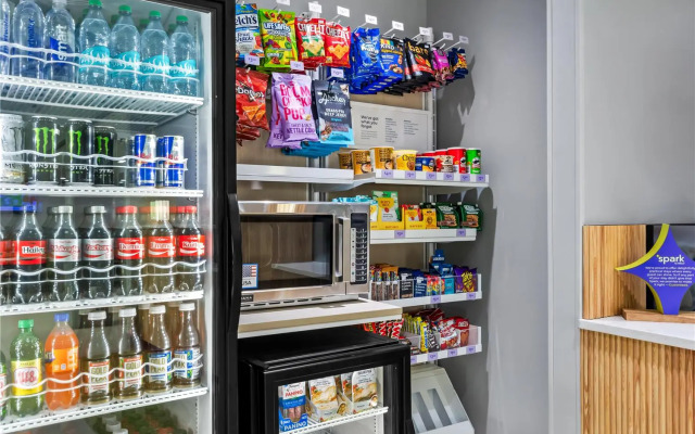 Spark by Hilton Lexington Hamburg