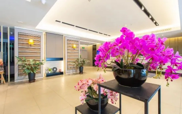 Homeinn Plus Hotel (Shenyang Youth Street Subway Station MixC) – Lobby – Shenyang