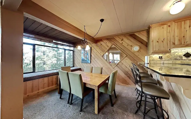 Great 2 Bedroom Condo Right Across Canyon Lodge! Walk To Lifts! Free Gondola to Village! (Unit 553 at 1849) by RedAwning
