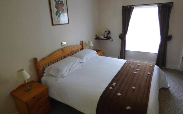 The Roundabout Hotel