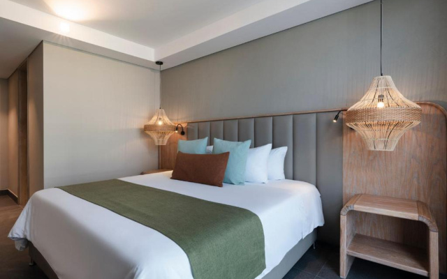 OZ Hotel Collection