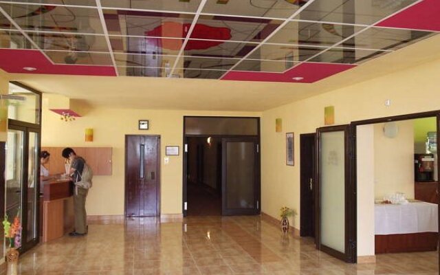Hotel Roza