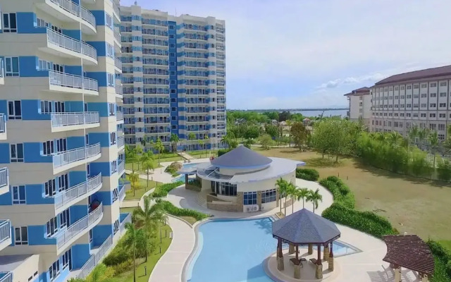 Studio Unit With Seaview & Balcony