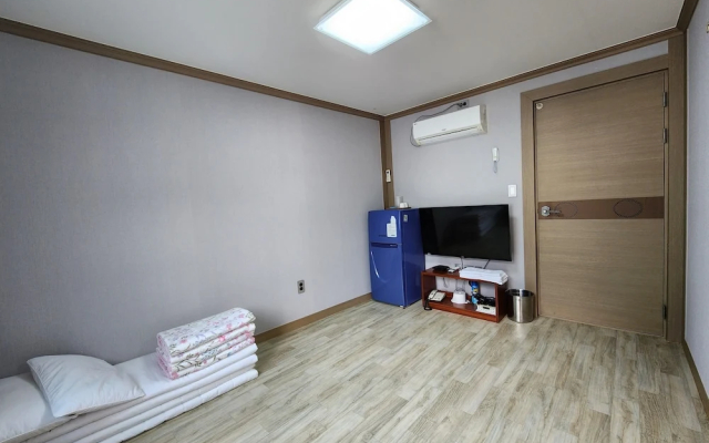 e cozy Hotel