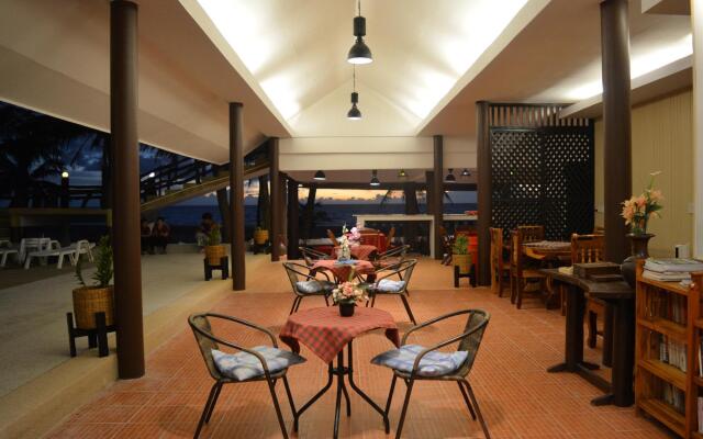 Lanta Il Mare Beach Resort