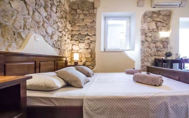 Apartments Selak
