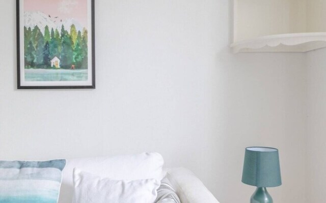 Serene & Stylish 1BD Flat - Tooting Bec!