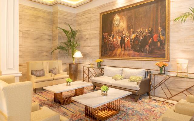 The Monarch Hotel