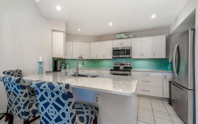 Vista Verde West by Vtrips