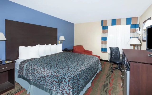 Days Inn by Wyndham Springfield