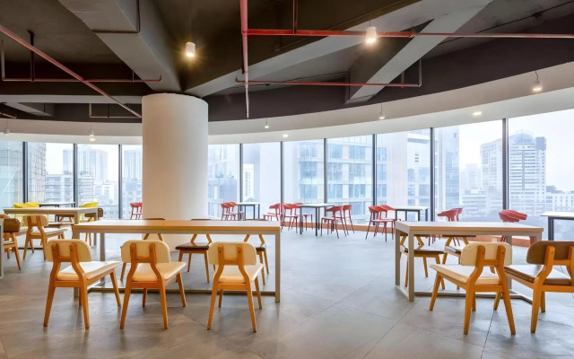 Rezen Select Hotel (Chongqing Jiefangbei)