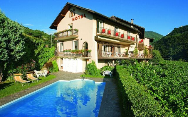 Rentschnerhof Hotel Bozen