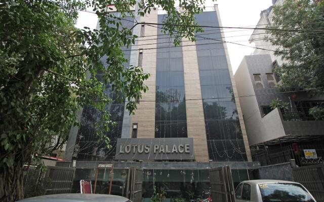 Hotel Lotus Palace