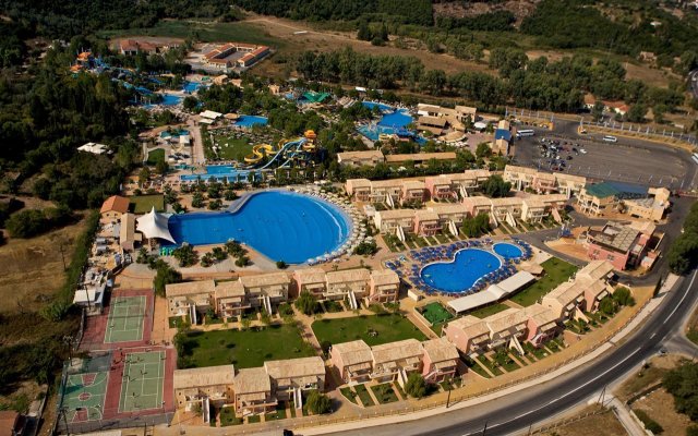 Aqualand Resort