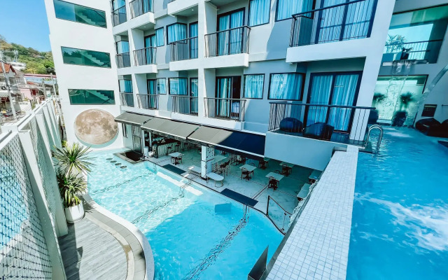 Ratri Hotel Phuket Old Town