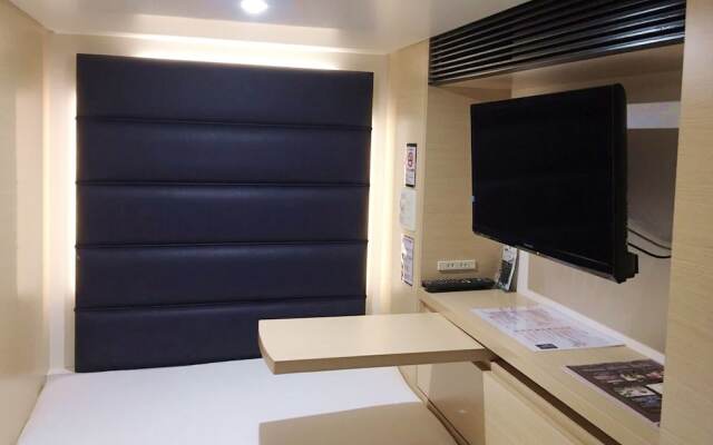 Hotel & Spa TOPOS Sendai Station - Caters to Men