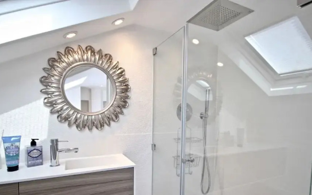 Akicity Graça Pearl II